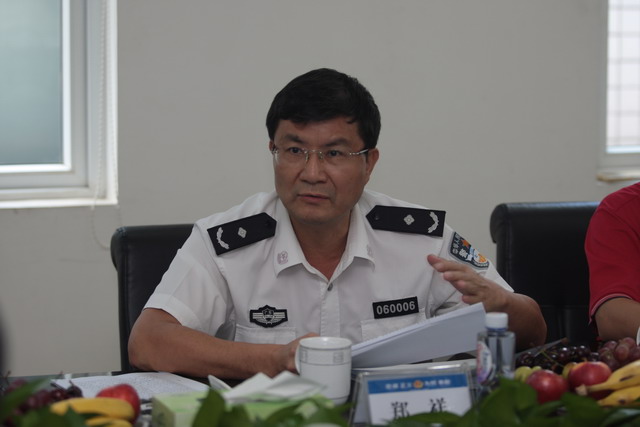 市公安局苏振威副局长带队到黄贝派出所检查督