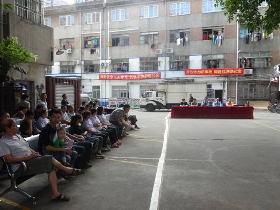 螺岭社区黎明大院开展消防演练 - 深圳市罗湖电