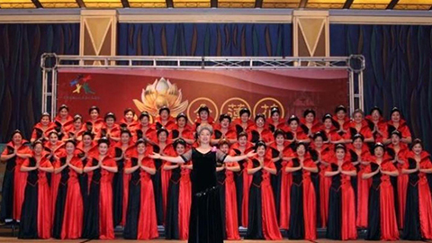 黄贝街道女子合唱团参加澳门首届“金莲花”国际合唱比赛获得第一名
