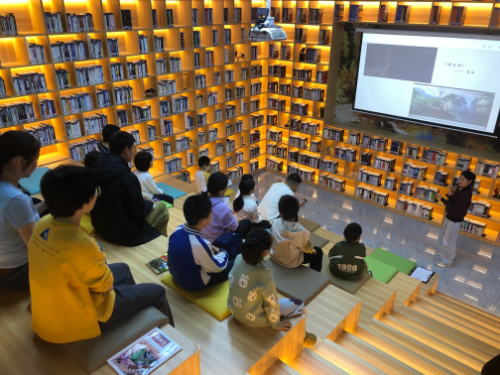 2024年3月16日 “涂涂故事列车”系列活动《李白求师》 悠&middot;图书馆（笋岗街道）活动照片2.jpg