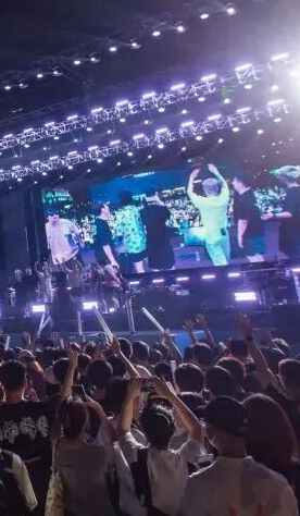 Shenzhen sees tourism boom during National Day holiday