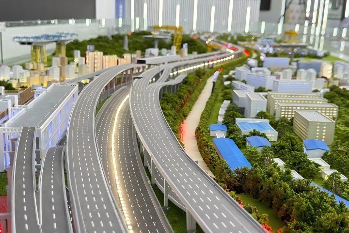 Shenzhen's key expressway expansion set for 2028 completion