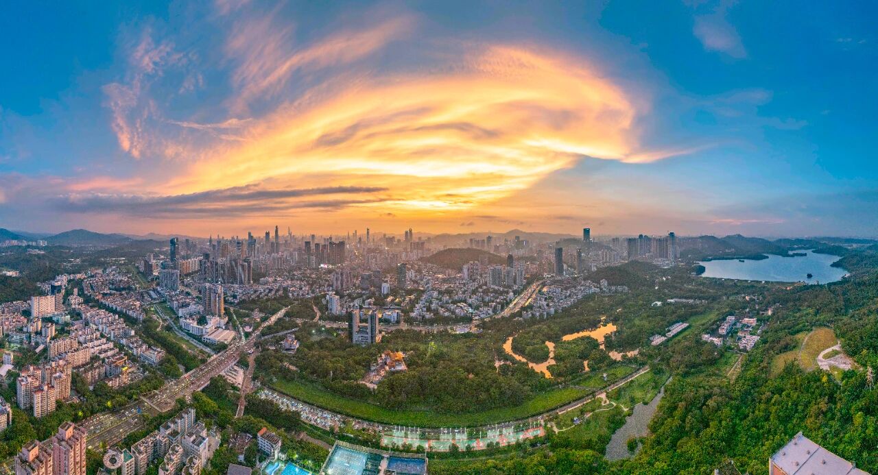 Luohu district, University of Emergency Management sign strategic cooperation pact
